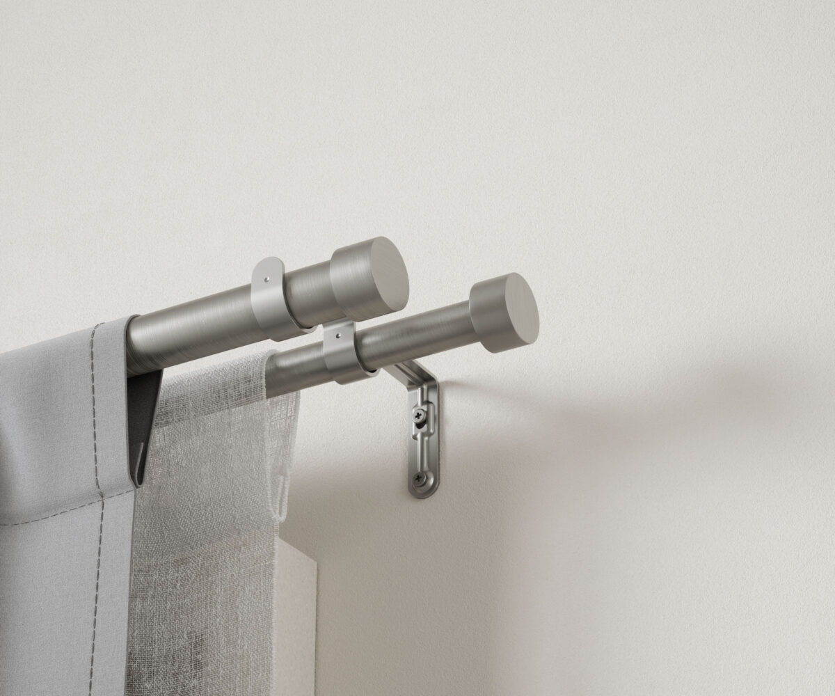 Each Cappa curtain rod from Umbra is made of high-quality metal and individually checked for quality assurance.  Your Cappa Double Curtain Rod Set conveniently adjusts and gives you the flexibility to accommodate 1 or 2 curtain panel configurations depending on your needs. Cappa supports a variety of window fashions including light to medium weight curtains with a max weight of 22lbs. (10kg). Plus